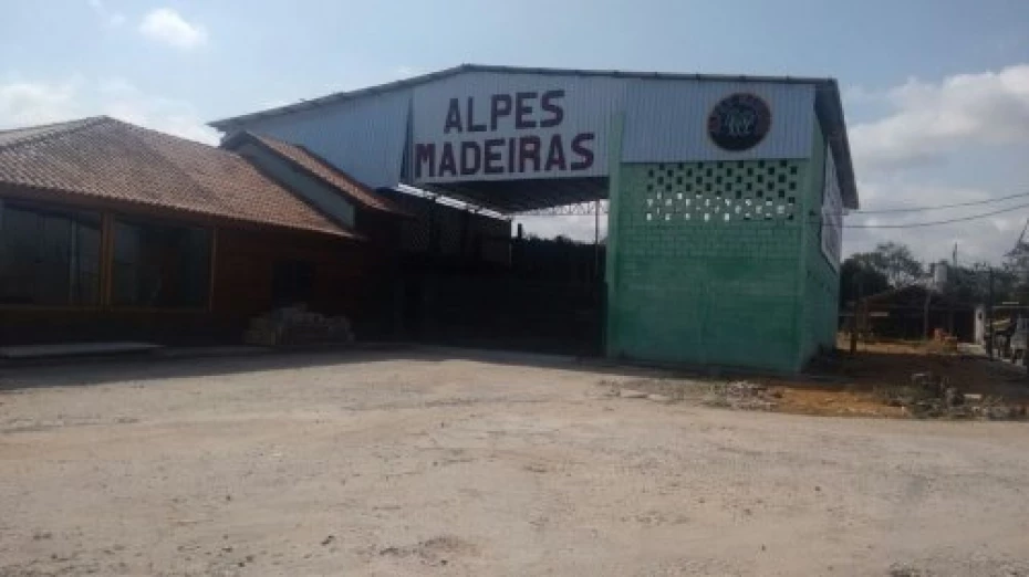 Foto 11:  — Alpes  Telhas Galvanizadas